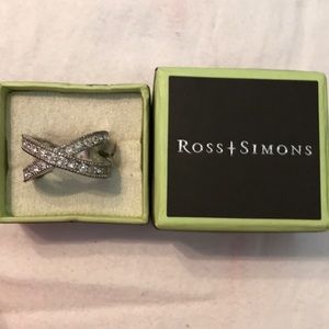 Ross Simons Sterling Silver Ring size 9.